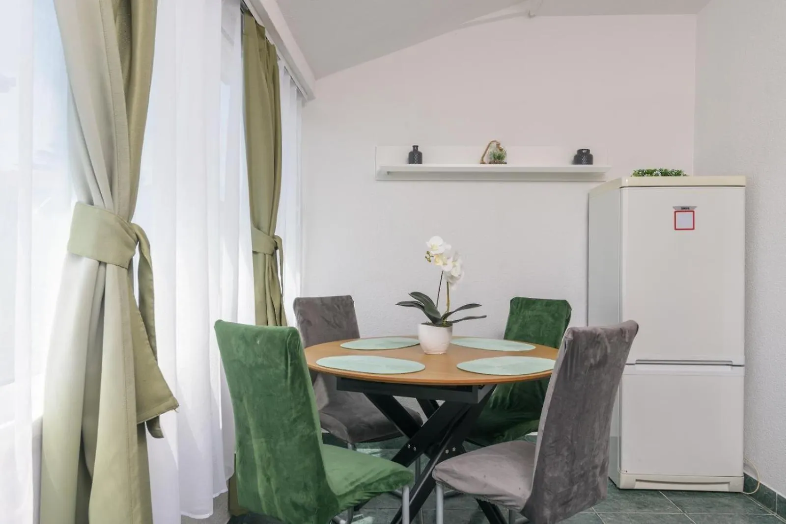 Apartment Apartmani Cesarica Trogir